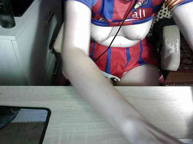 -Julia-Rain- webcam