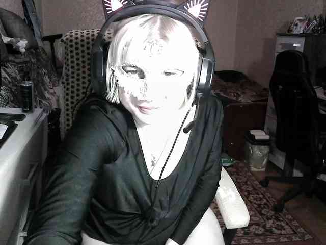 -Julia-Rain- webcam