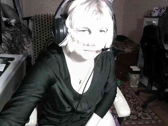 -Julia-Rain- webcam