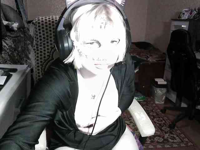-Julia-Rain- webcam