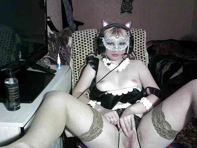 -Julia-Rain- webcam