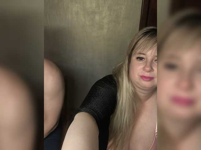 SvitLove2026 live cam on BongaCams