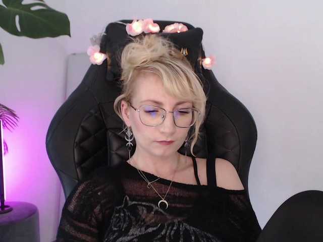 CinderellaMoon live webcam show