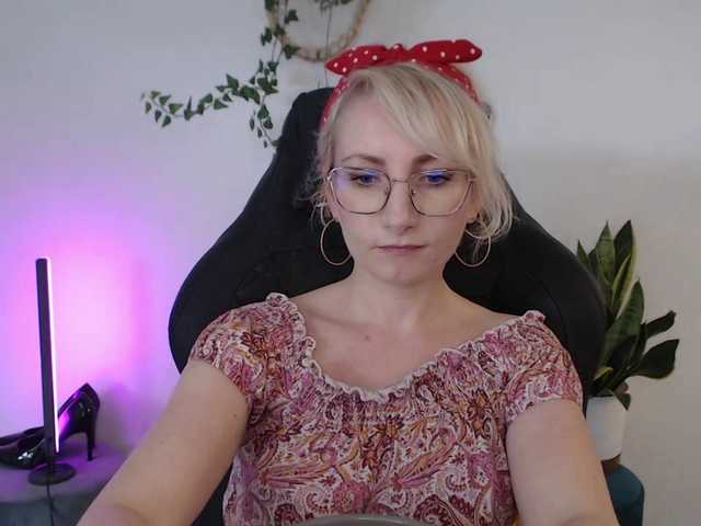 CinderellaMoon live cam on BongaCams