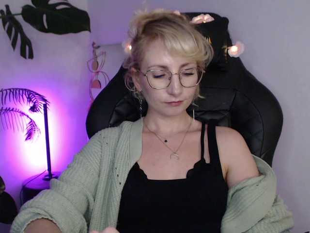 CinderellaMoon live webcam show