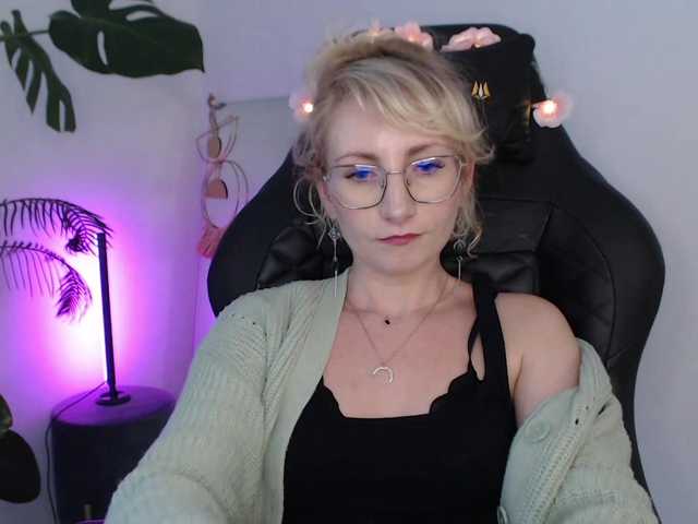 CinderellaMoon live webcam show