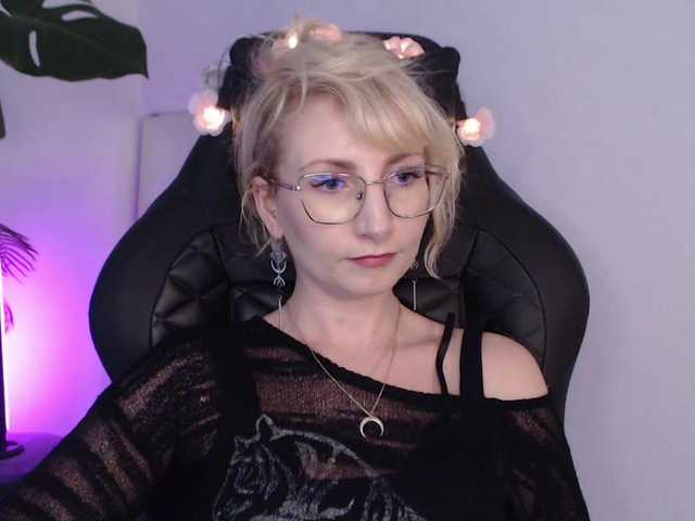 CinderellaMoon live webcam show