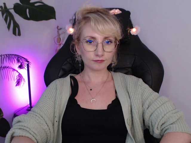 CinderellaMoon live webcam show