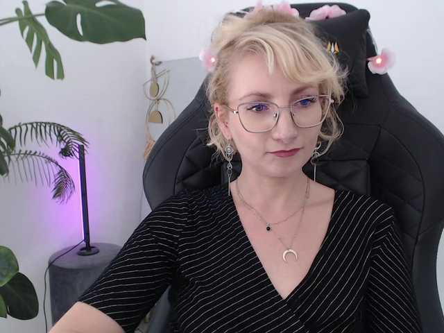 CinderellaMoon live webcam show