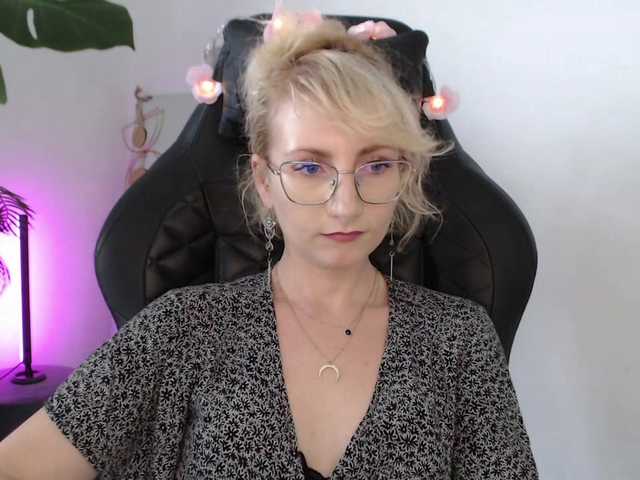 CinderellaMoon live webcam show