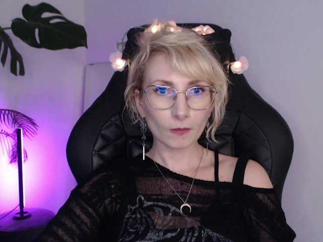 CinderellaMoon live webcam show