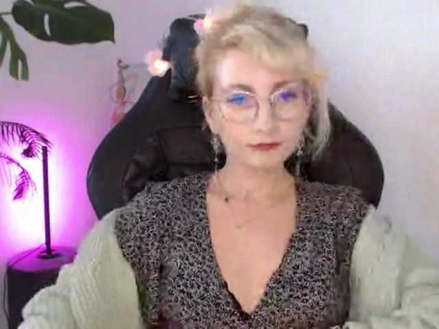CinderellaMoon live webcam show