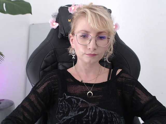 CinderellaMoon live webcam show