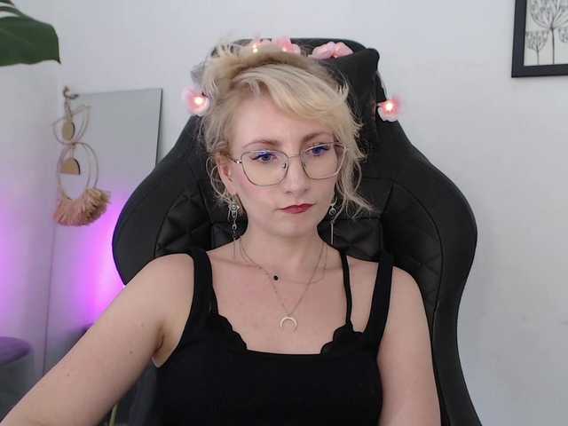 CinderellaMoon live webcam show