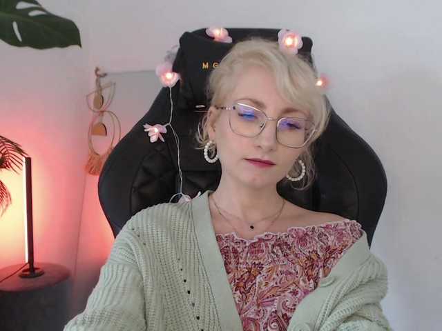 CinderellaMoon live webcam show
