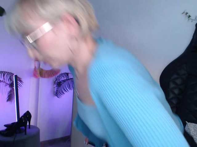 CinderellaMoon live cam preview