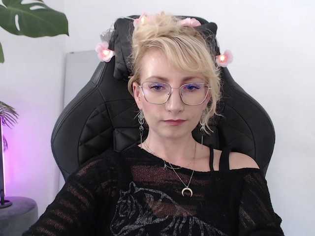 CinderellaMoon live webcam show