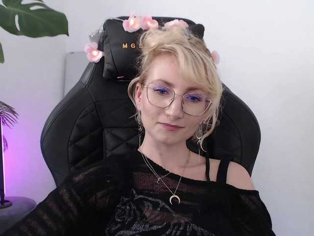 CinderellaMoon live webcam show