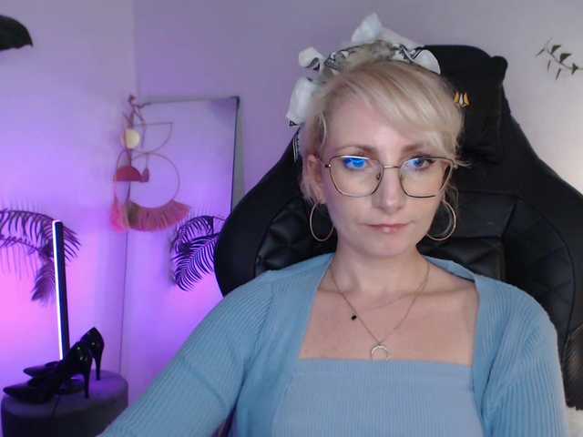 CinderellaMoon live cam on BongaCams