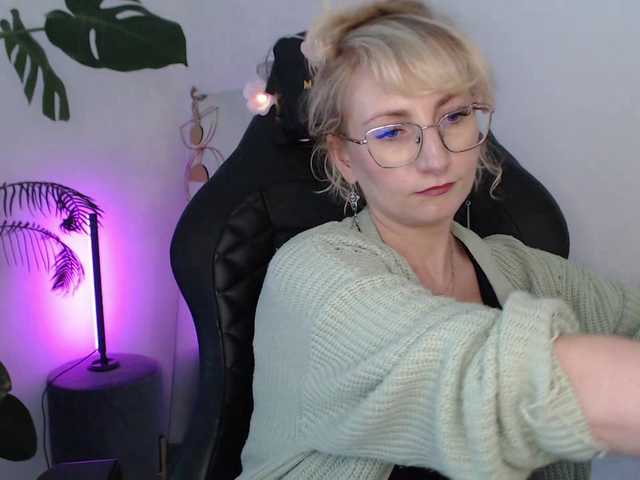 CinderellaMoon live webcam show