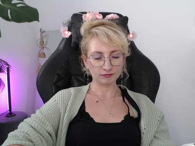 CinderellaMoon live webcam show