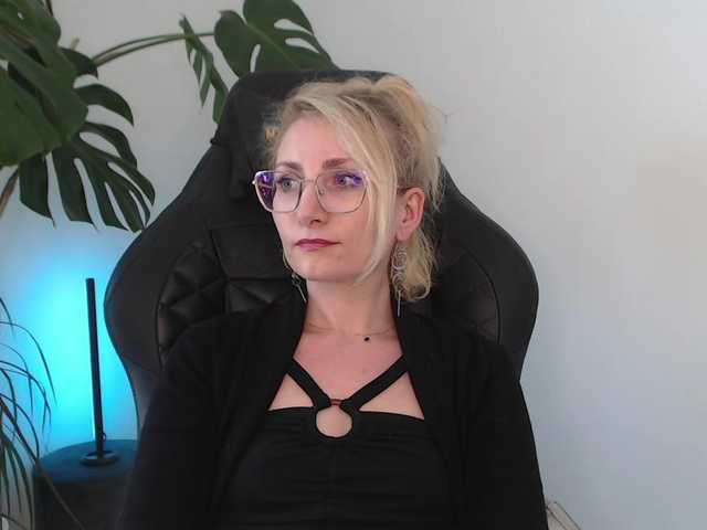 CinderellaMoon webcam