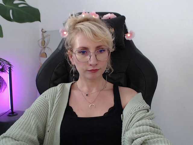 CinderellaMoon live webcam show