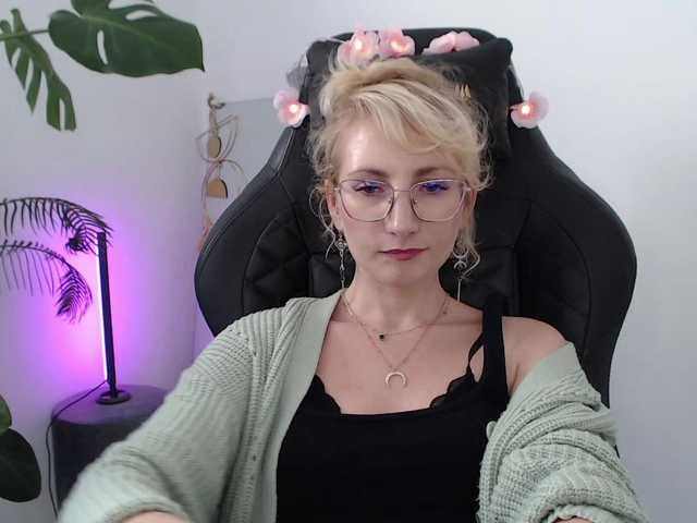 CinderellaMoon live webcam show