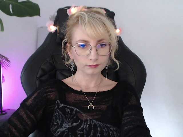 CinderellaMoon live webcam show