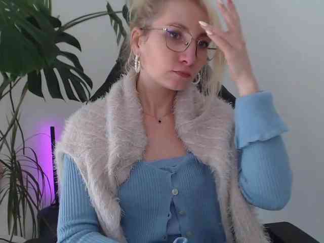 Model: CinderellaMoon