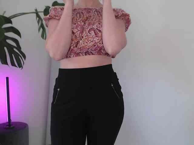 CinderellaMoon Live Webcam on BongaCams