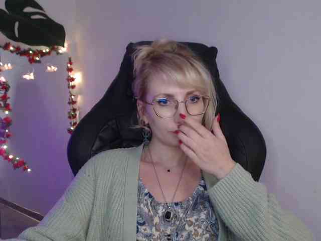 CinderellaMoon webcam