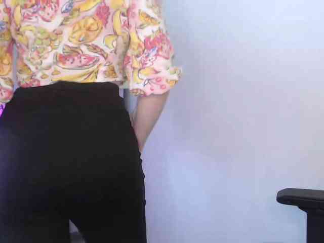 CinderellaMoon webcam