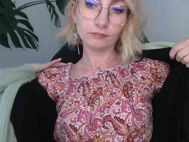 Model: CinderellaMoon