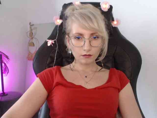 CinderellaMoon webcam