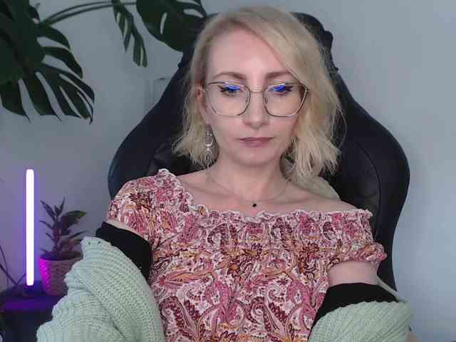 Model: CinderellaMoon