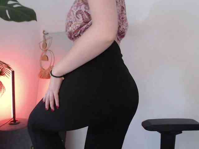 CinderellaMoon webcam