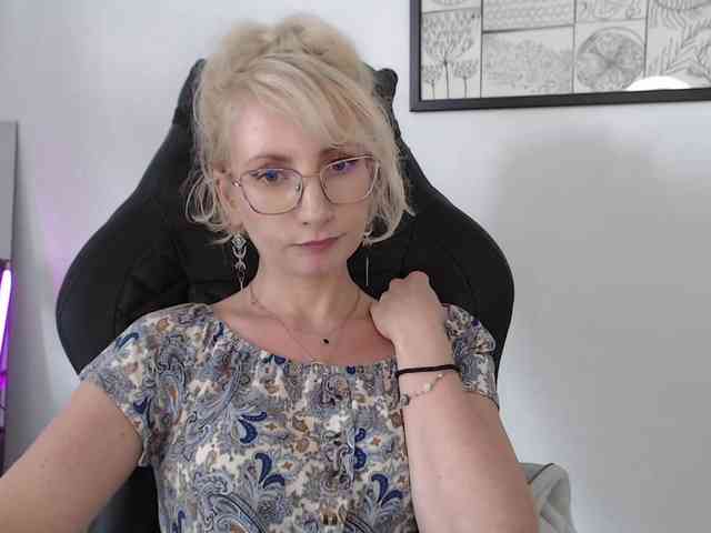 Model: CinderellaMoon