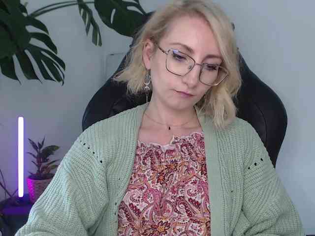 Model: CinderellaMoon