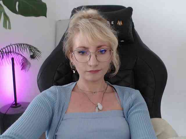 Model: CinderellaMoon