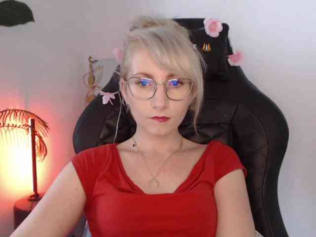 CinderellaMoon webcam