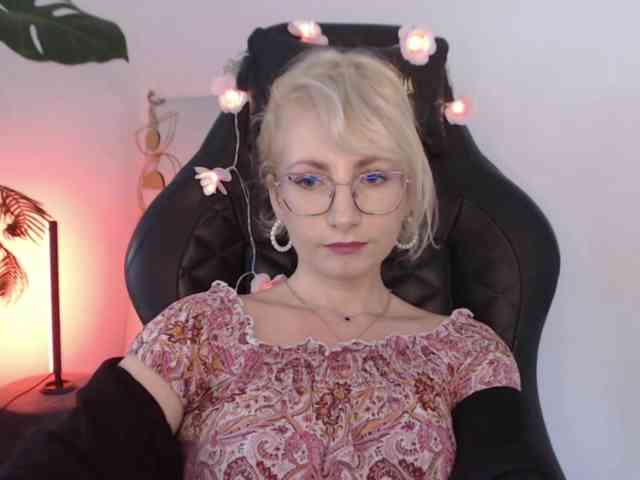 Model: CinderellaMoon