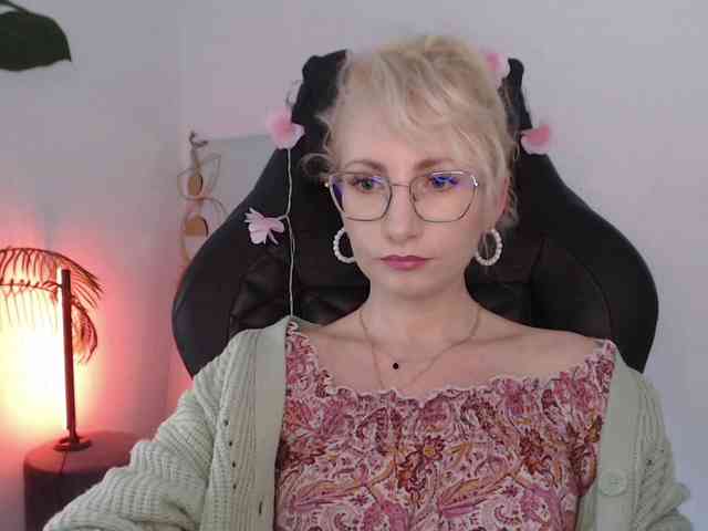 CinderellaMoon webcam