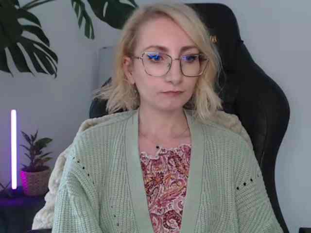 Model: CinderellaMoon