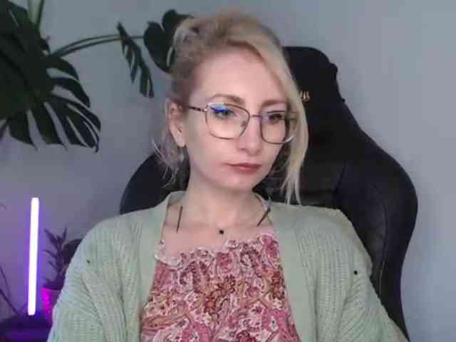 Model: CinderellaMoon