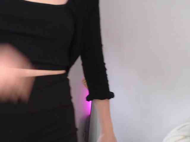 CinderellaMoon webcam