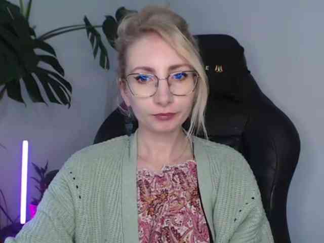 Model: CinderellaMoon