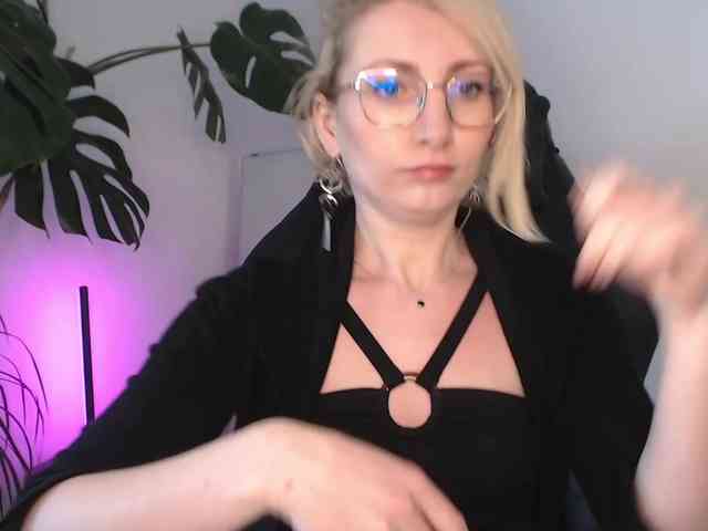 Model: CinderellaMoon
