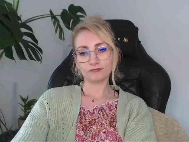 Model: CinderellaMoon