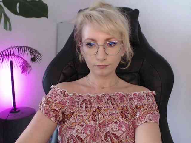 Model: CinderellaMoon